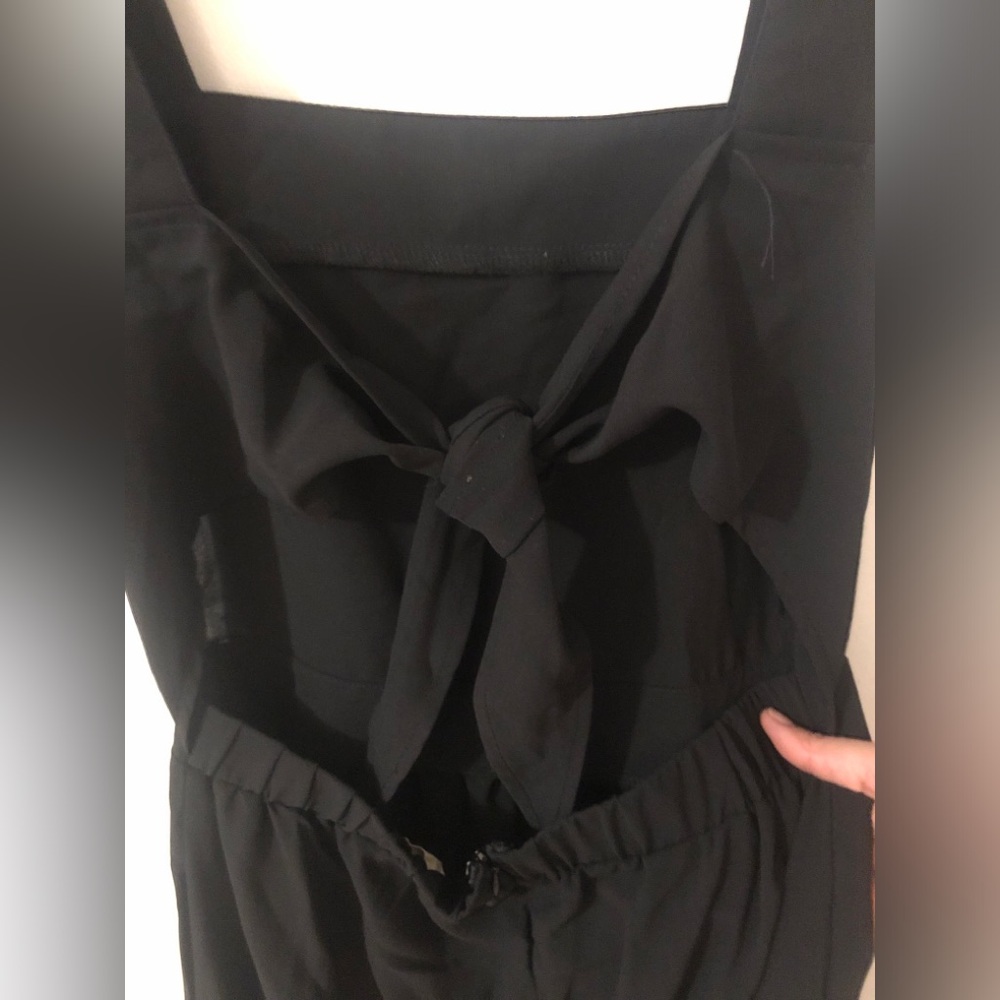 NWT Entro Black Maxi Boho Dress with back tie and thick straps size small - Picture 5 of 10